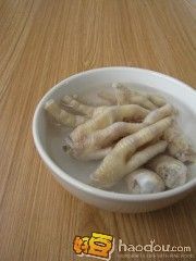 如何制作泡椒鸡脚 wKgBm02qxtPEMGoBAAAjy7pKnGs80.jpeg?imageView2%2F2%2Fw%2F600%2Fq%2F90%7CimageMogr2%2Fstrip%2Fquality%2F90