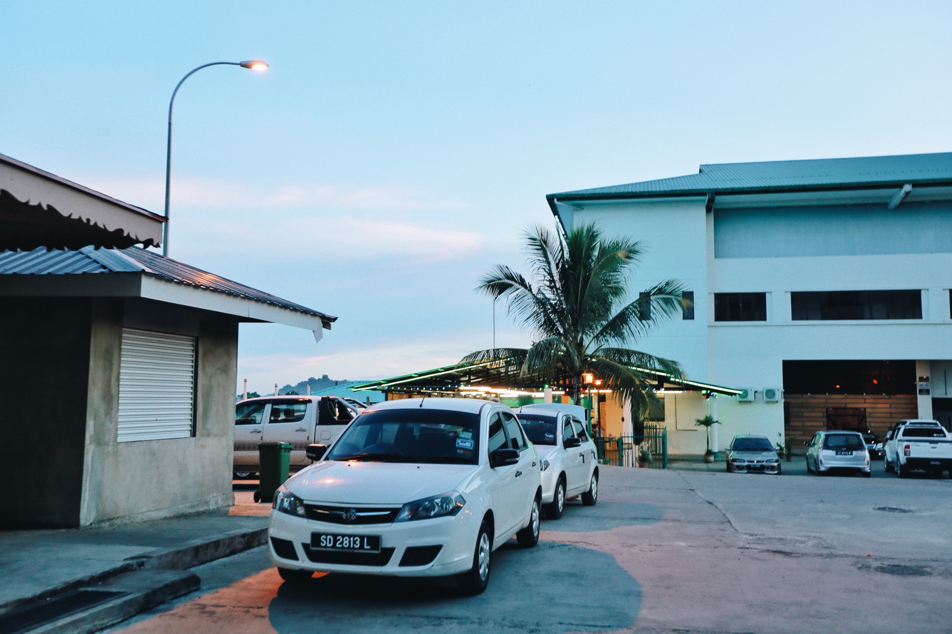 海丰婚纱店_婚纱店(3)