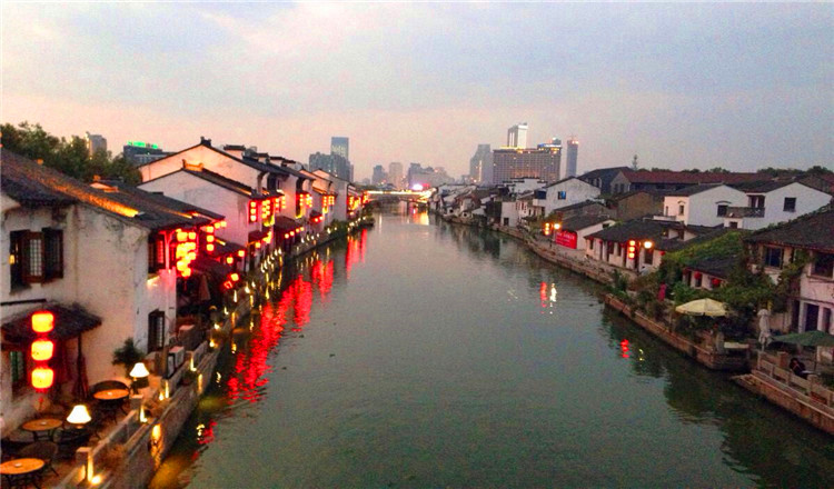 泉州2020年gdp突破_2020年泉州洪氏春牛图