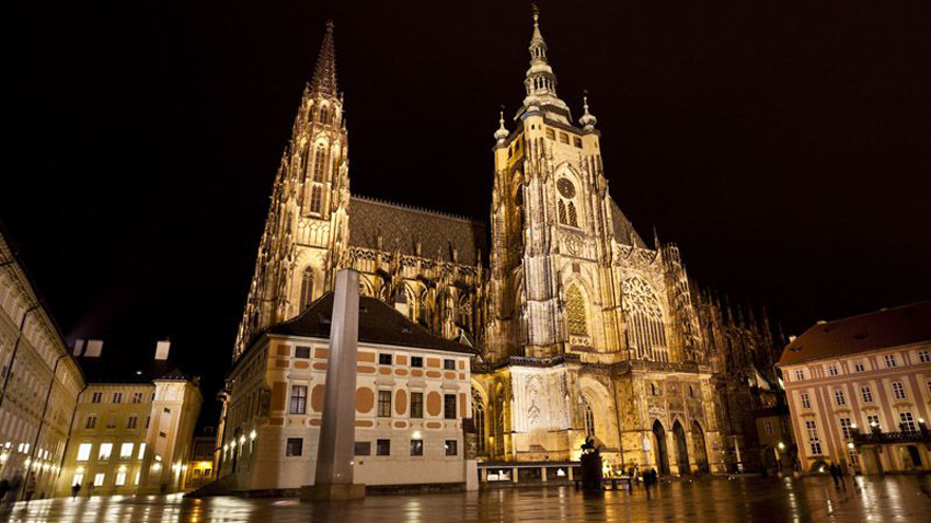 城堡排名_哈尔的移动城堡图片