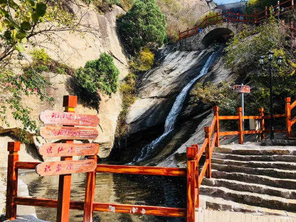 密云旅游景点攻略 wKgBZ1odGhuAHx2bAA2ktwaNkzk832.png?imageView2%2F2%2Fw%2F600%2Fq%2F90%7CimageMogr2%2Fstrip%2Fquality%2F90