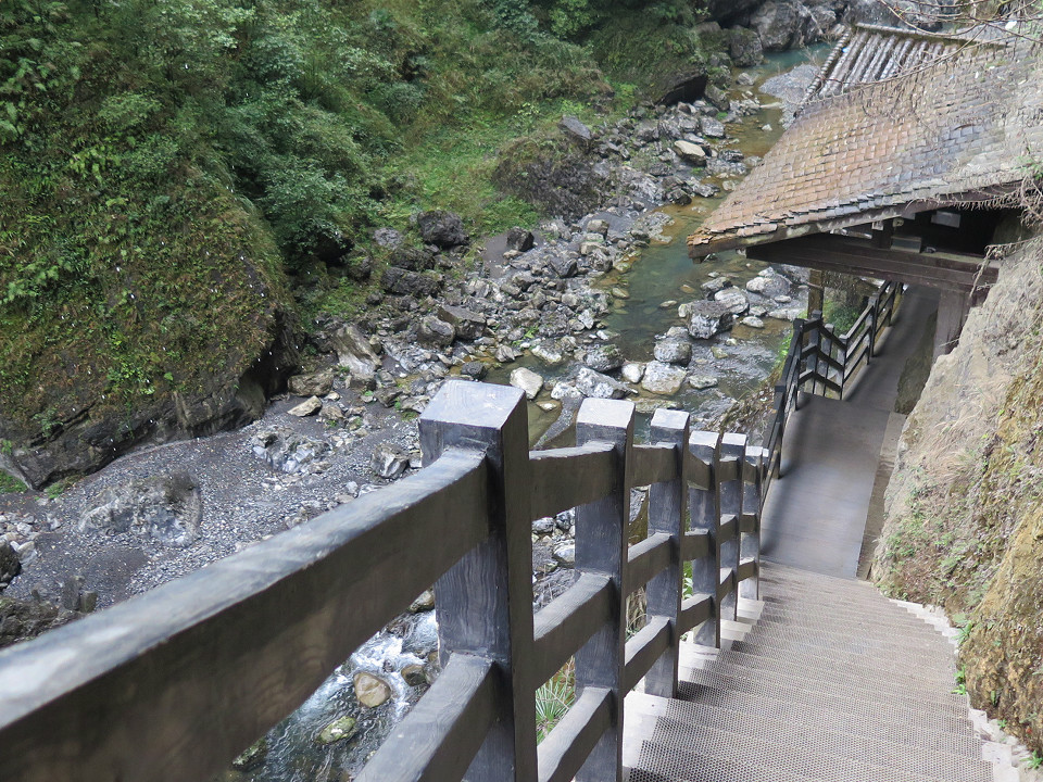 wKgBZ1j2_hKAcBwuAAW_zk-ED_U97.jpeg?imageView2%2F2%2Fw%2F600%2Fq%2F50