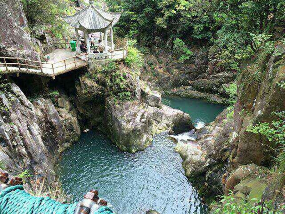 重门藏秀水 黄岩望乐清(十八潭,小岭村,自驾嗨翻天)