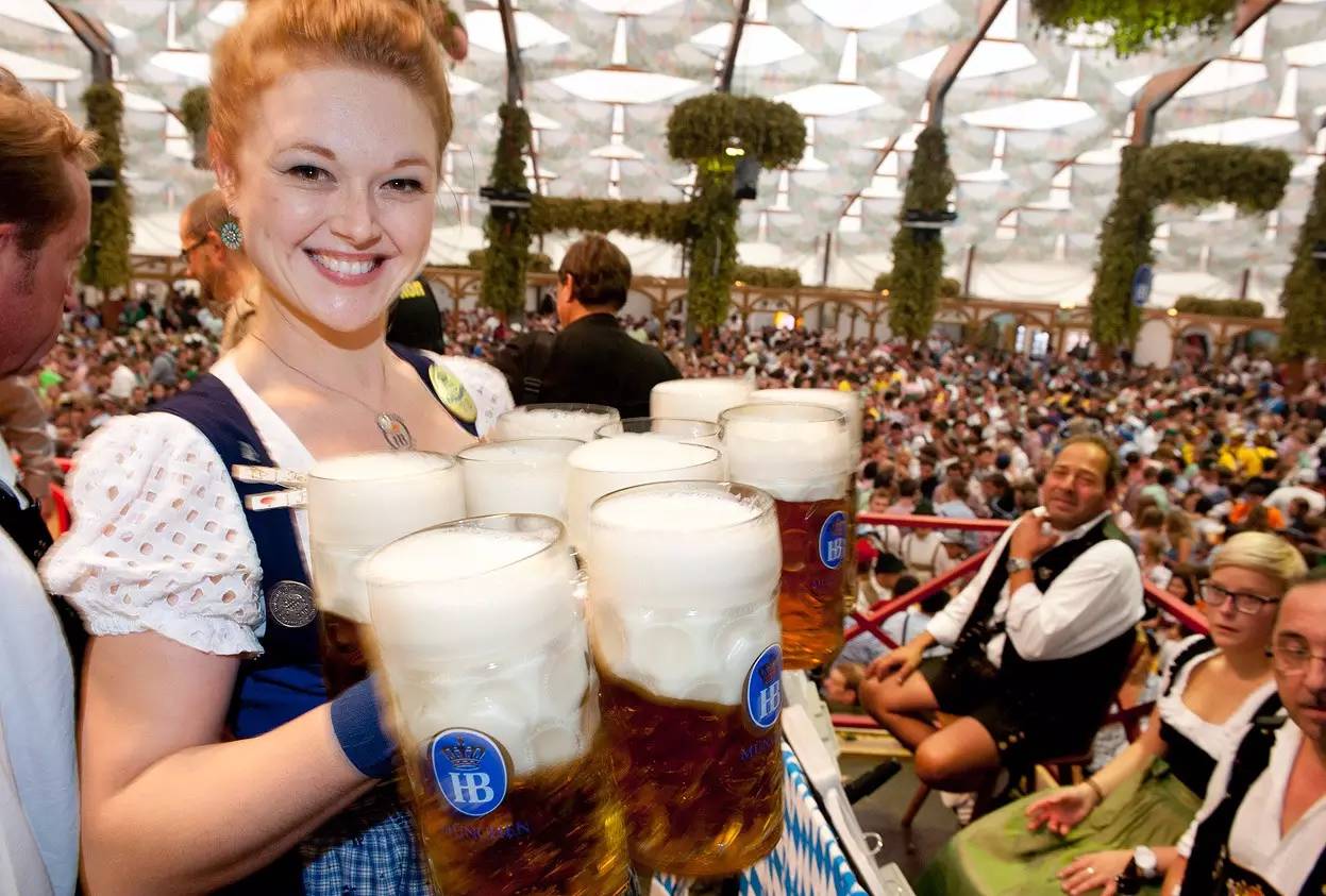 慕尼黑啤酒节(十月节,oktoberfest)是德国传统的"人民的节日"之一