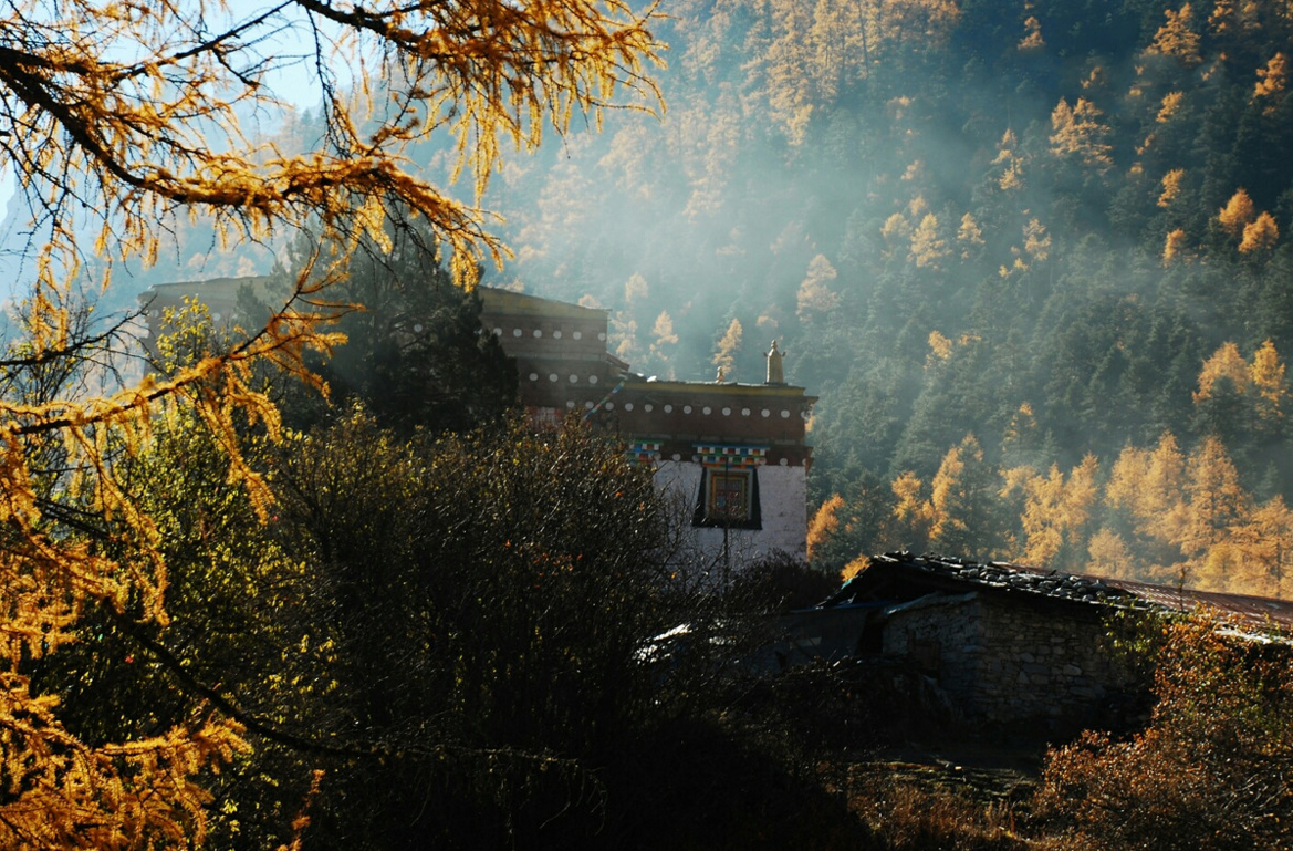 ④冲古寺——古老神秘的深山寺庙