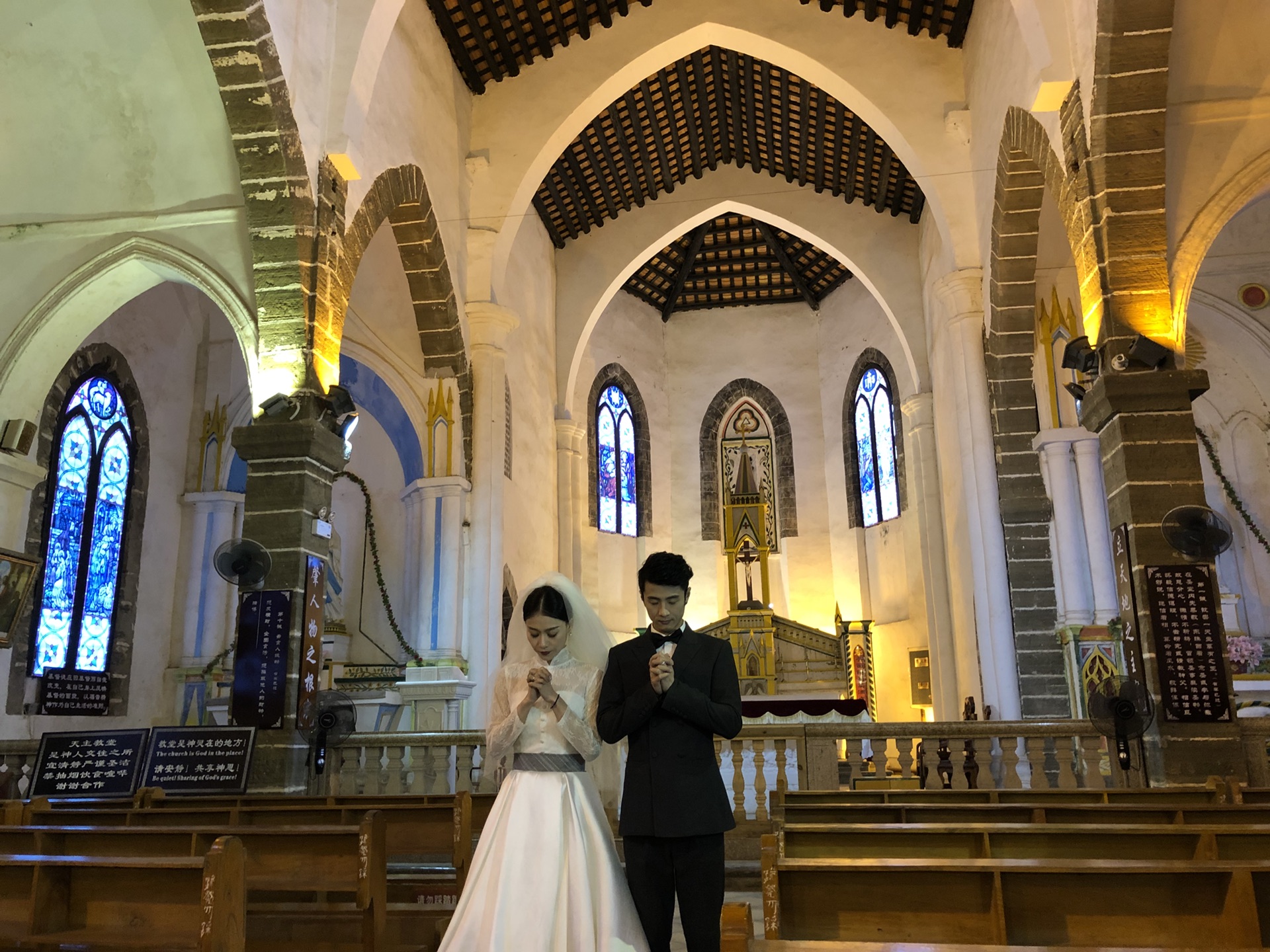 北海教堂婚纱_北海教堂图片