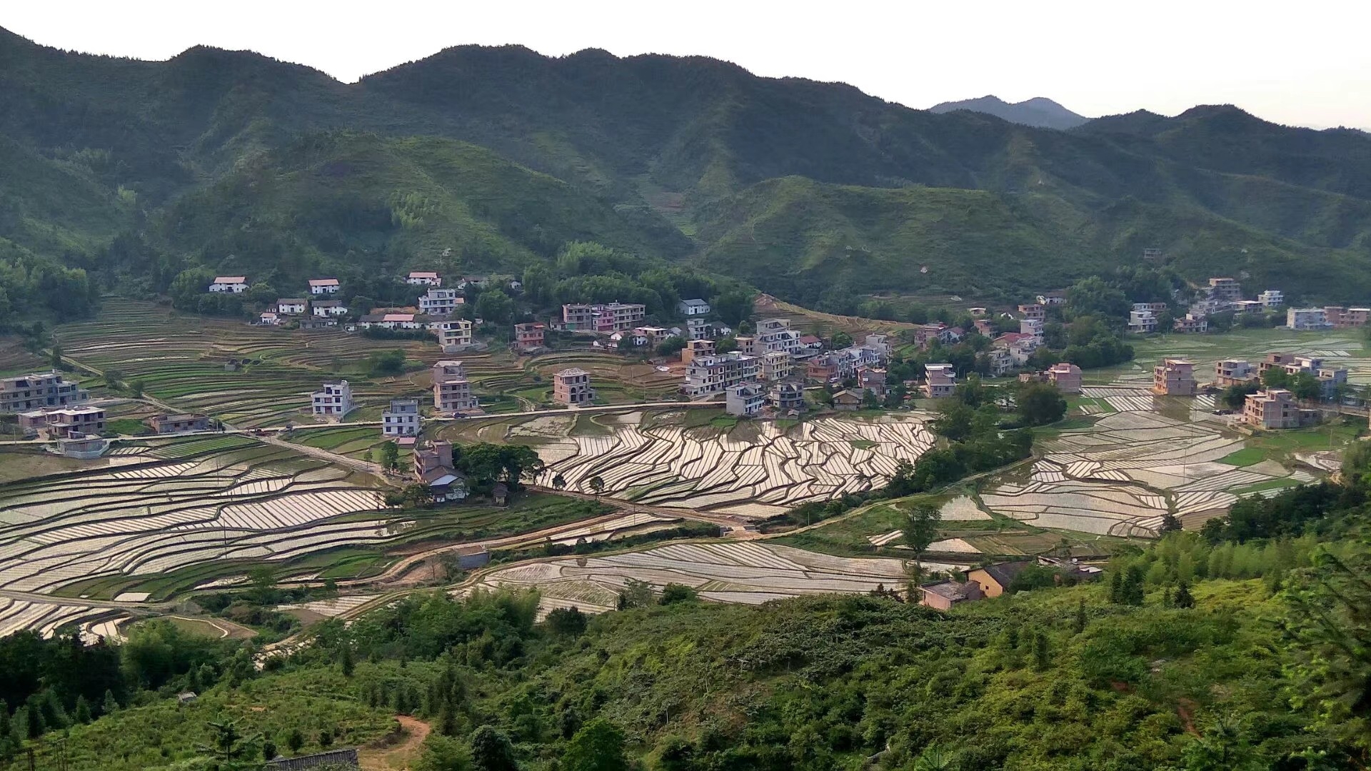 遂川滁州乡有多少人口_遂川旅游景点有哪些(2)