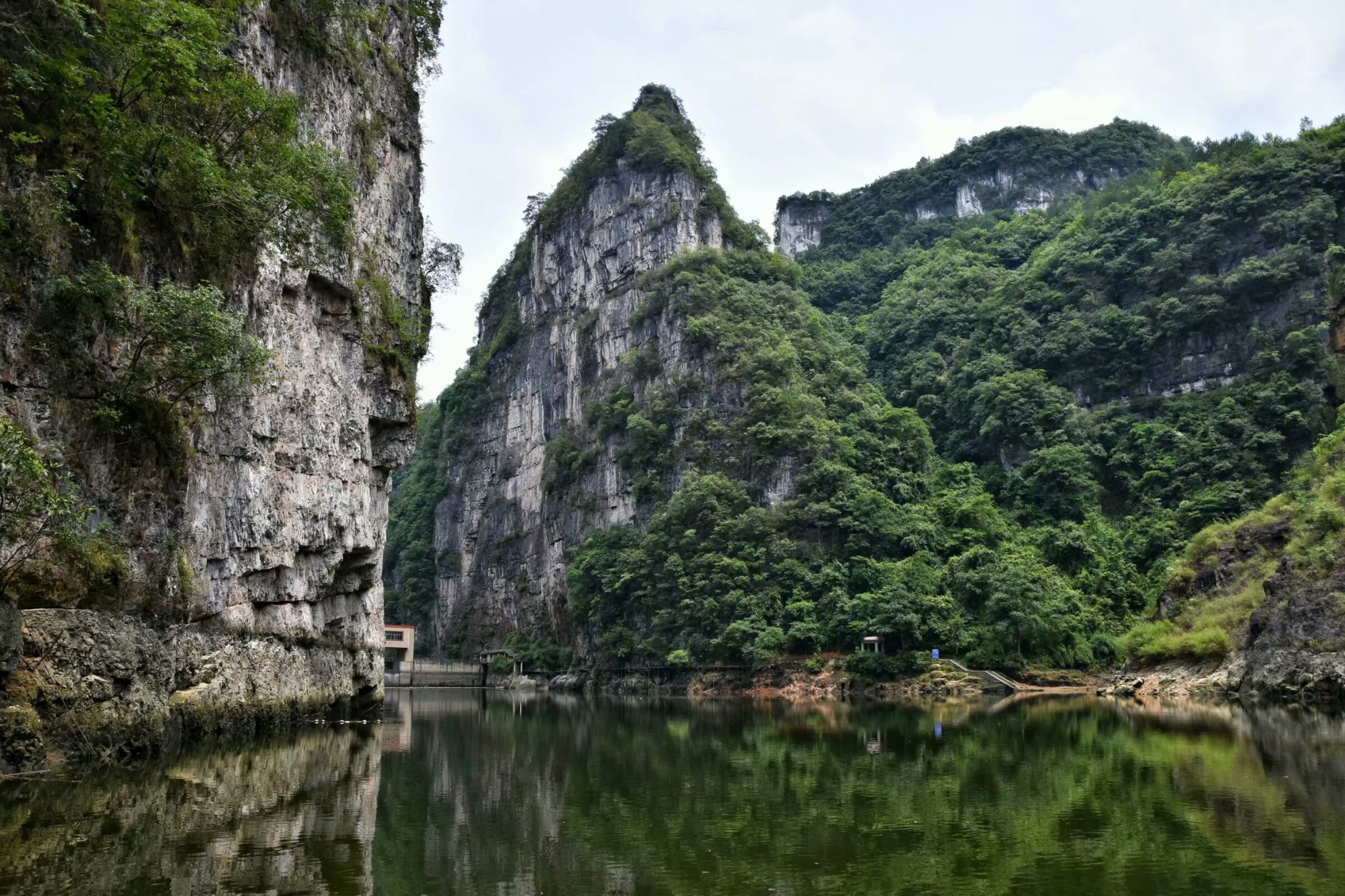 开阳南江大峡谷徒步和游船:欣赏壮丽的喀斯特景观图片25,开阳旅游景点