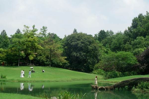 太子湾公园在什么地方 wKgED1vfvGWAZLjAAA3OCnEcTYQ68.jpeg?imageView2%2F2%2Fw%2F600%2Fh%2F600%2Fq%2F90