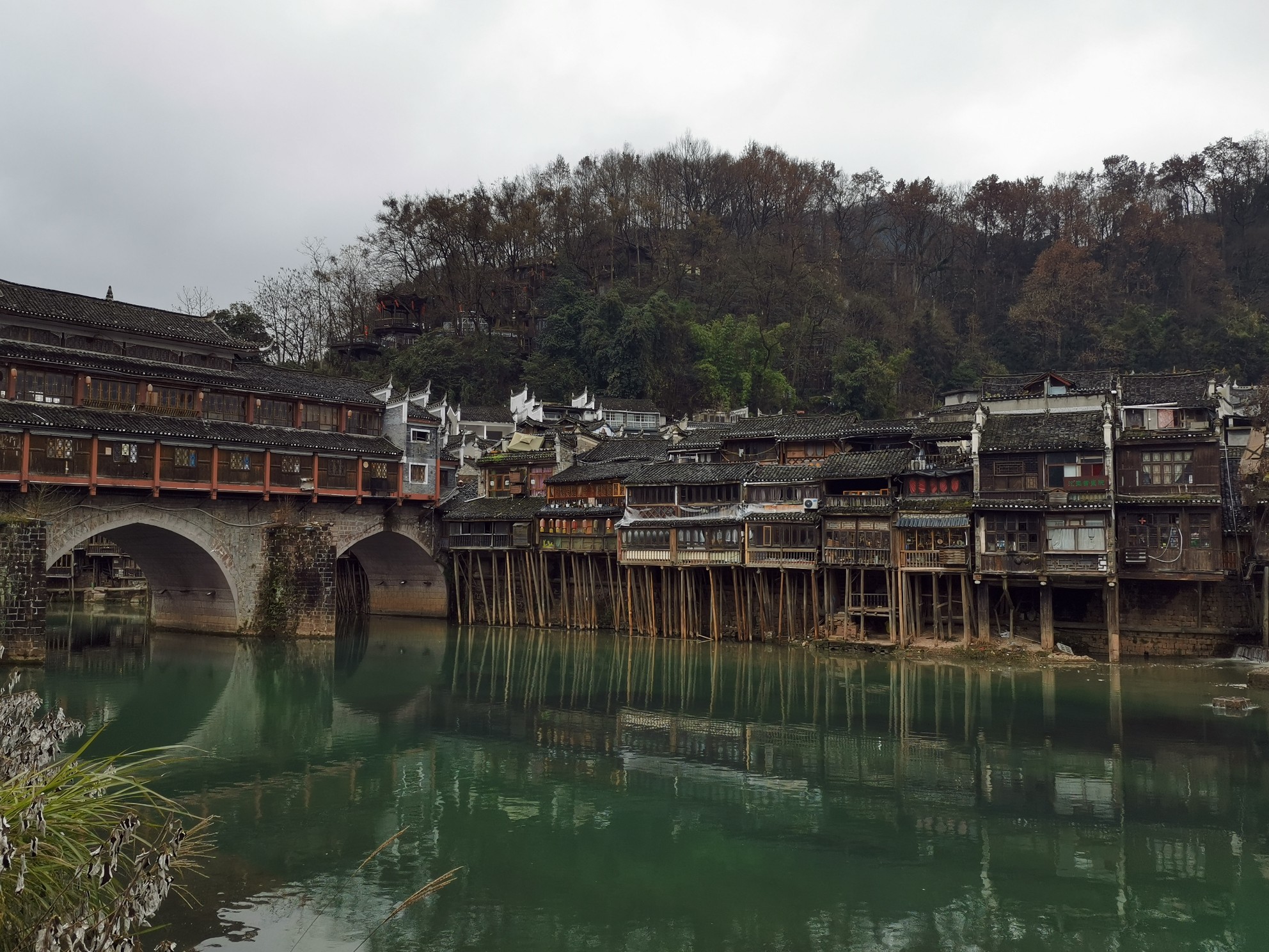 wKgED1xAJQCAWVpZAAv-dXtkrJE67.jpeg?imageView2%2F2%2Fw%2F600%2Fh%2F600%2Fq%2F90