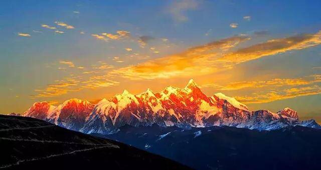 wKgED1uUukSAVHvJAACuJjg86Zk73.jpeg?imageView2%2F2%2Fw%2F600%2Fh%2F600%2Fq%2F90