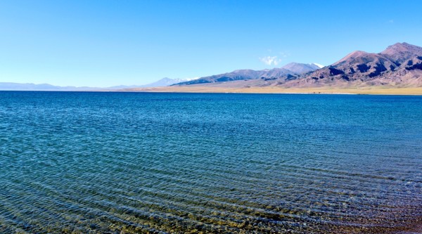 赛里木湖海拔和面积 wKgED1vTsRCAJVmRAAyXoyLPIuA19.jpeg?imageView2%2F2%2Fw%2F600%2Fh%2F600%2Fq%2F90