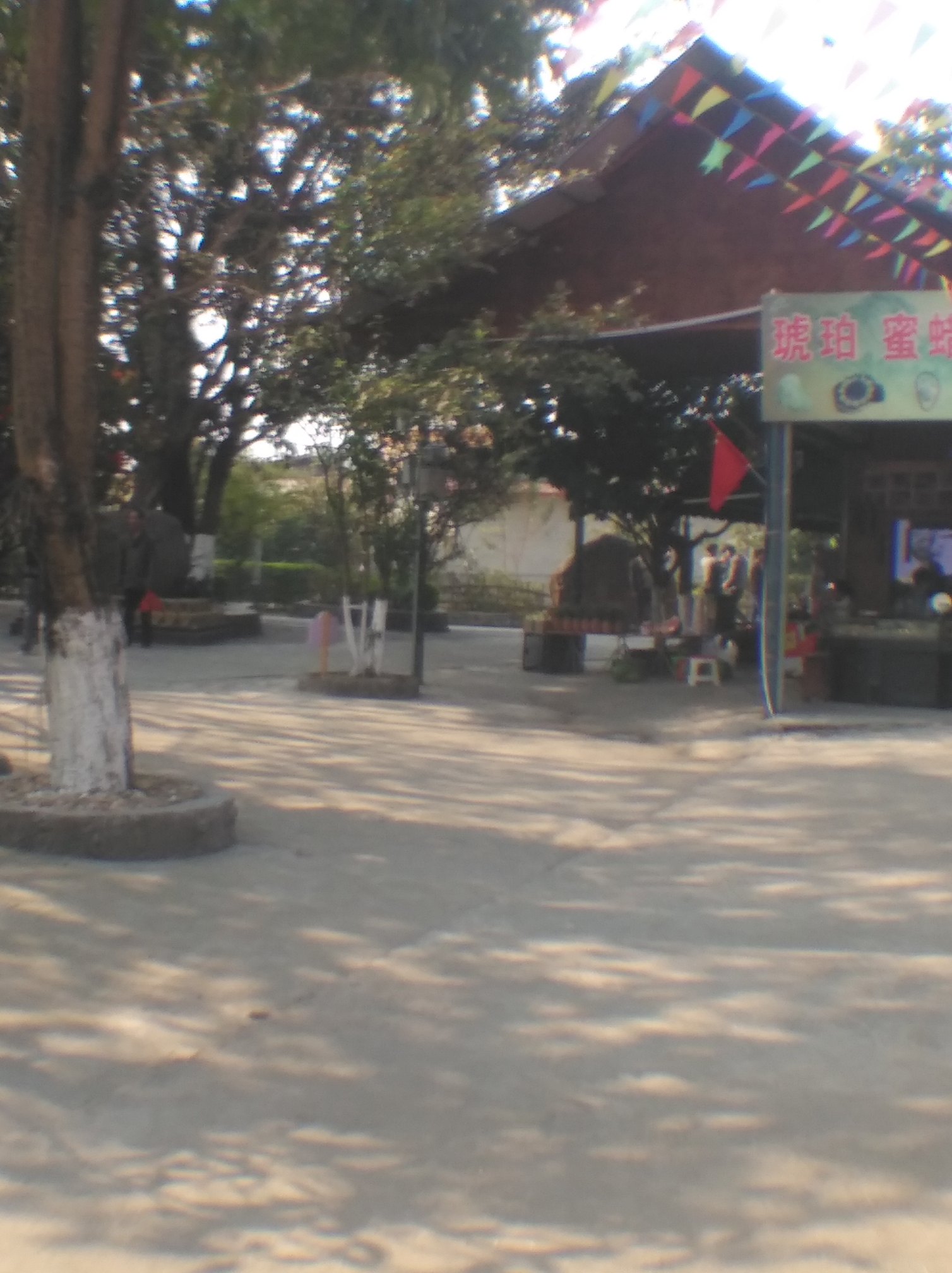 wKgEaVyPffyAHb45ABei75YXh9090.jpeg?imageView2%2F2%2Fw%2F600%2Fh%2F600%2Fq%2F90