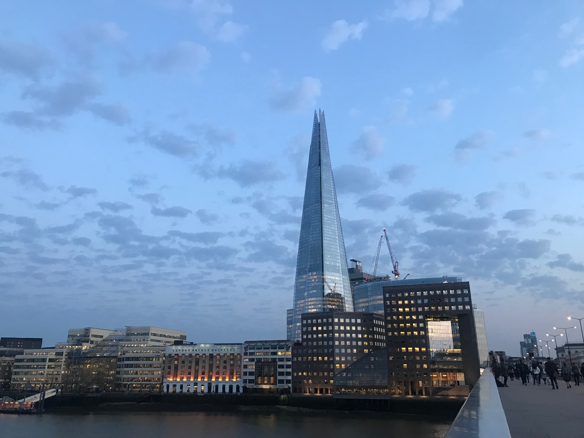 下午6点猜成语_看图猜成语