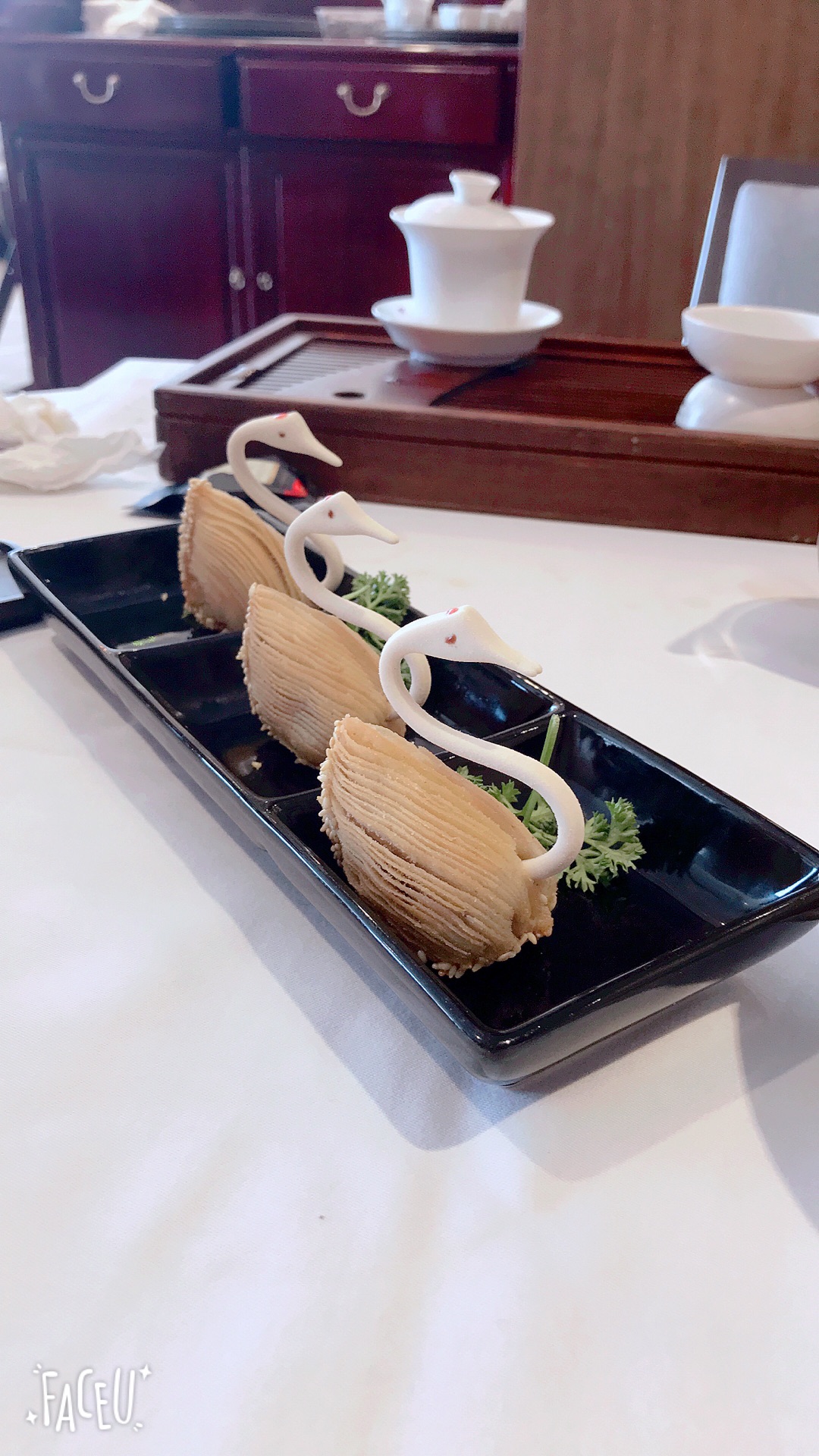 白天鹅宾馆早茶人均_白天鹅宾馆(3)