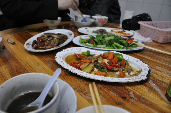 最贵的一顿饭能有多贵 wKgB3FEiVByAHD4zAAj9OJffgTw00.jpeg?imageView2%2F2%2Fw%2F600%2Fh%2F600%2Fq%2F90