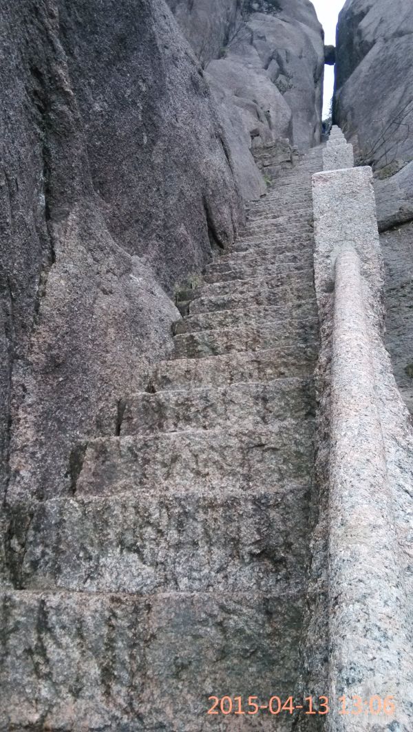 本人三次游黄山的经验总结(纯攻略),黄山自助游攻略