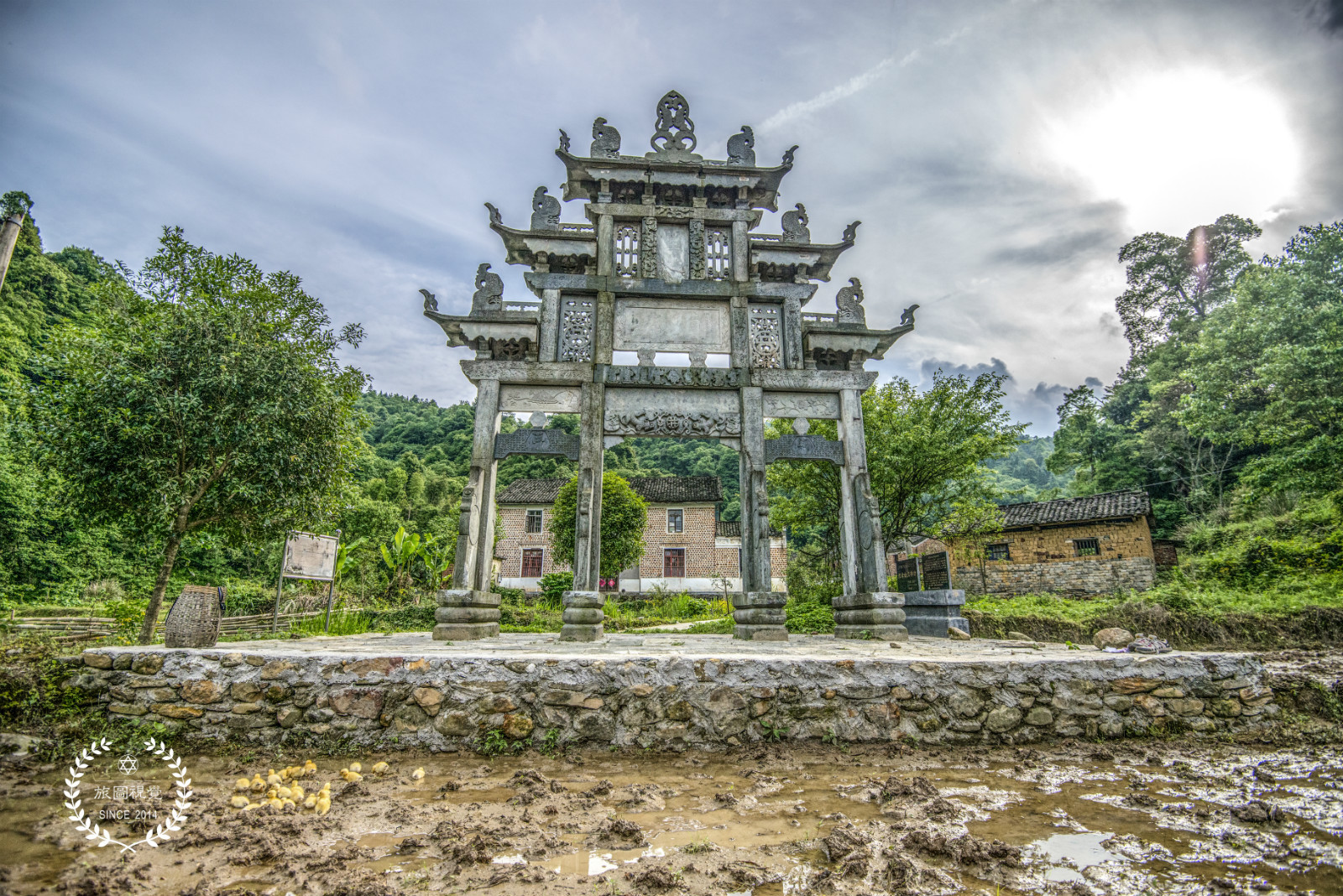 湖塘村人口_陆川清湖塘寨村