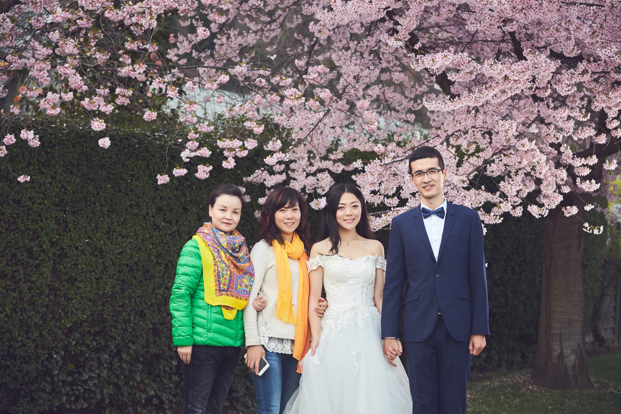 妈妈的婚纱小铃_小女神花铃图片