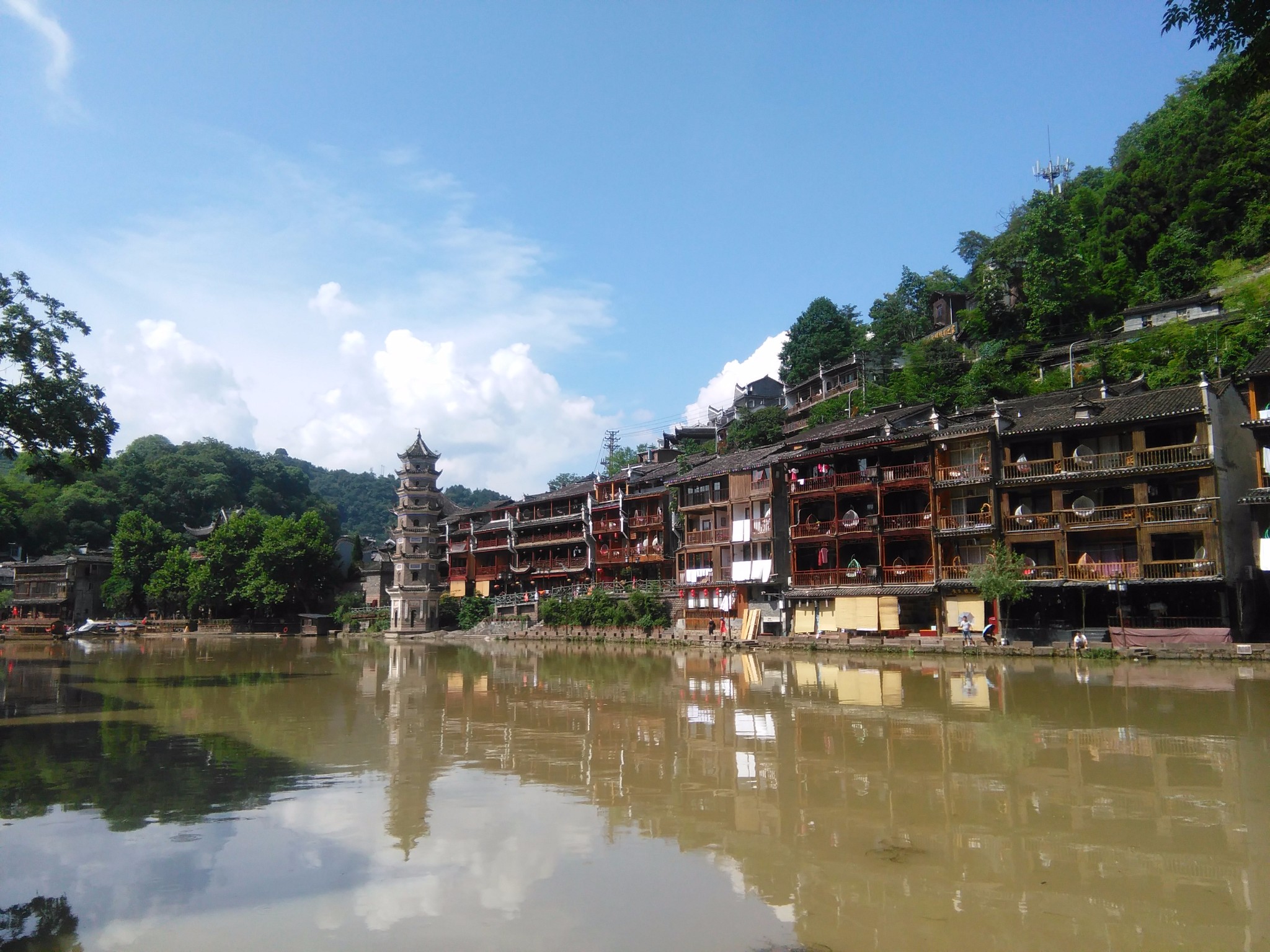 自驾游-湖南湘西凤凰古城_游记