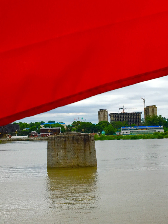 免费下载我的祖国的背景音乐 wKgBEFslIe-AcPdaAAY9TMbmSqA75.jpeg?imageView2%2F2%2Fw%2F680%2Fq%2F90%7CimageMogr2%2Fstrip%2Fquality%2F90