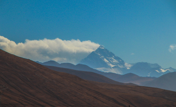 喜马拉雅山属于哪一个国家 wKgBEFqOLsiAOGaYAAY0iwJQtAw61.jpeg?imageView2%2F2%2Fw%2F680%2Fq%2F90%7CimageMogr2%2Fstrip%2Fquality%2F90