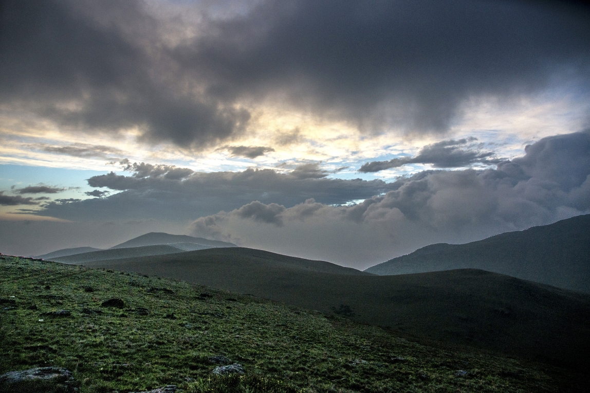 回复游记:《只为梦裏风景》 --美姑大风顶之行