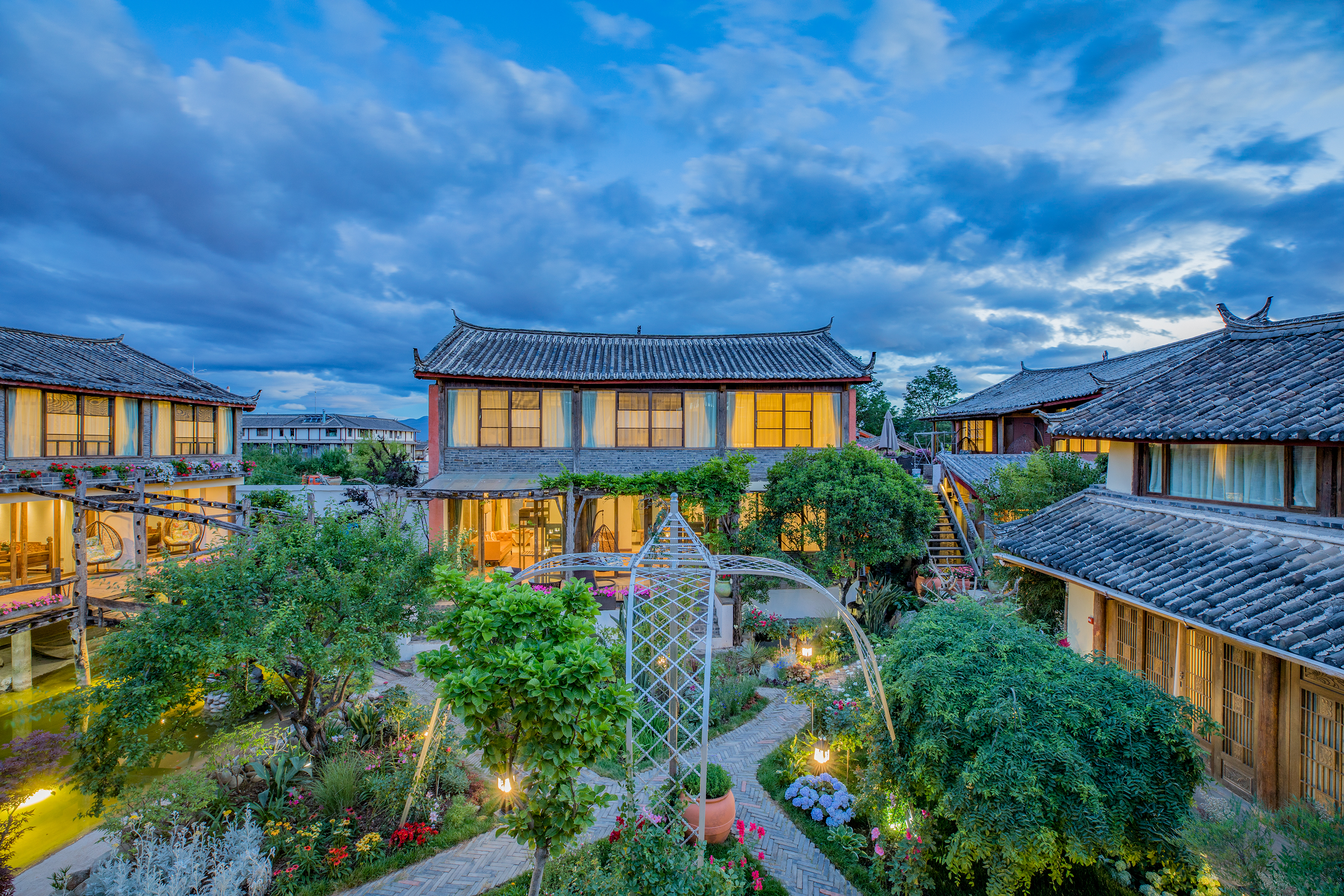 听花堂私人花园客栈(丽江陋室店)