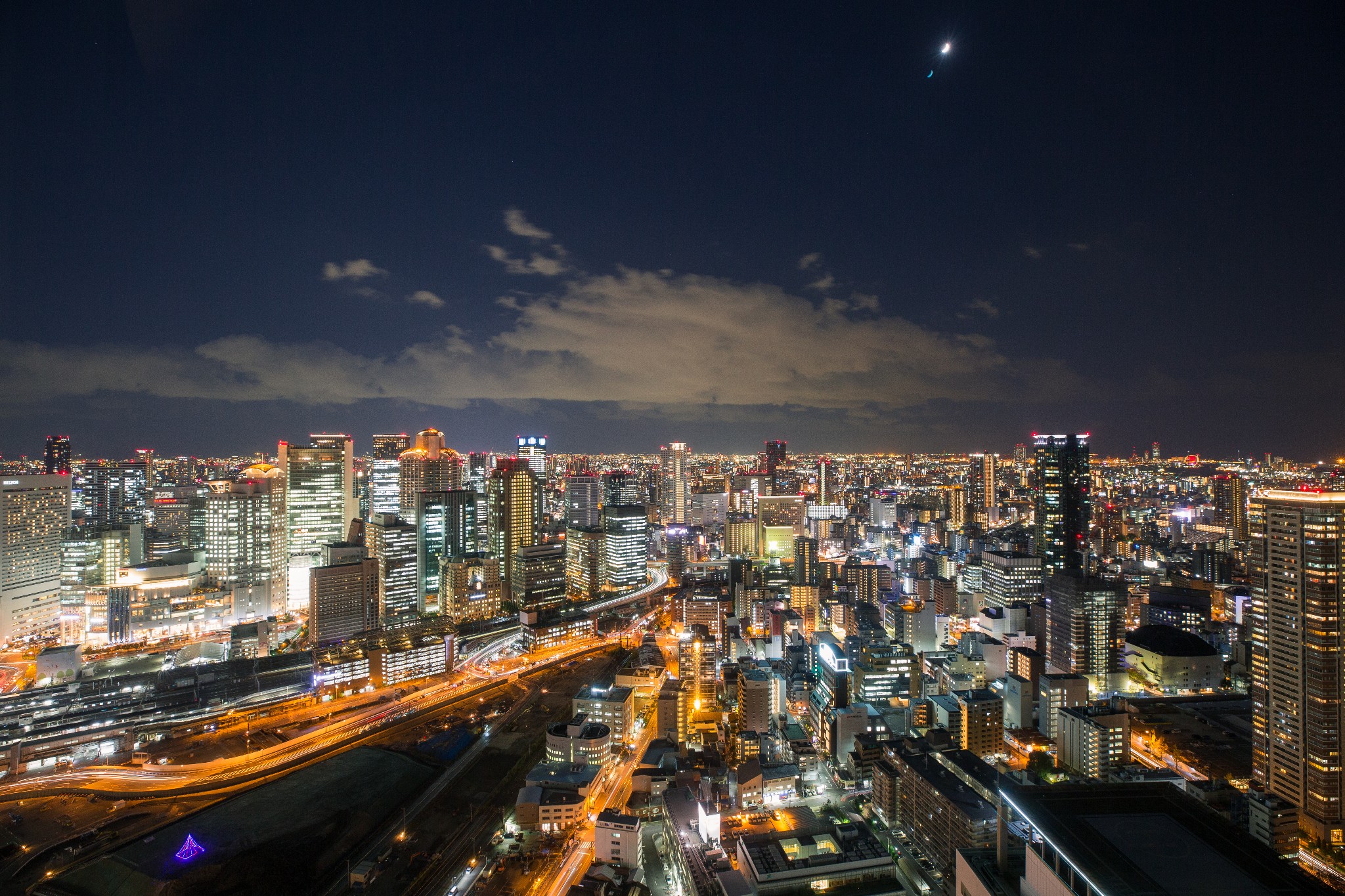 梅田藍天大廈